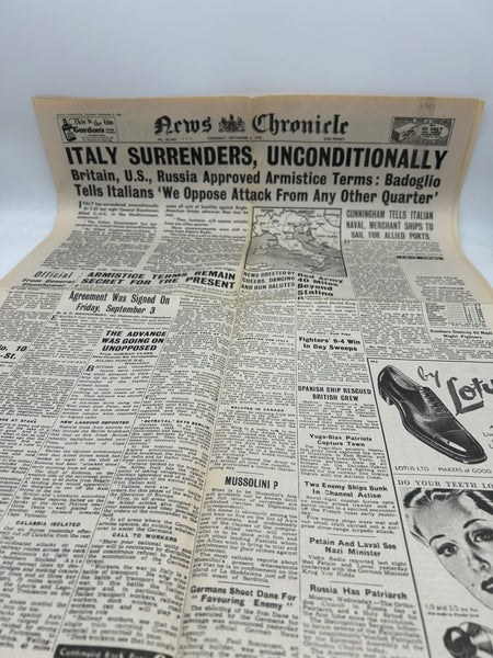 Original World War Two Newspaper, News Chronicle, 9 September 1943, Italy Surrenders!