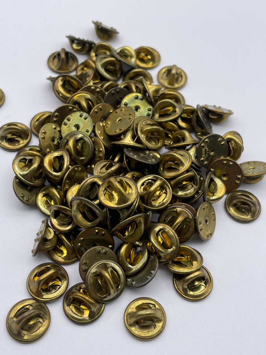Lot of Five American Medal/Ribbon/Insignia Clutches – Hornbeam Militaria