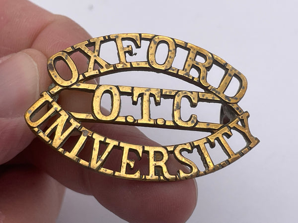 Original Brass Shoulder Title, Oxford University O.T.C.