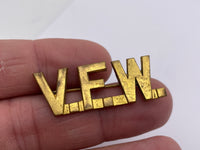 Original World War Two and Later American Pin Back Badge, "Veterans of Foreign Wars"